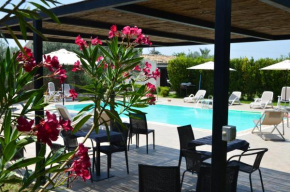 Serravalle Relais & Country Villa with private pool - Esclusive use